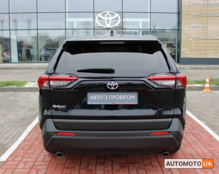 Черный Тойота РАВ 4, объемом двигателя 2 л и пробегом 188 тыс. км за 24086 $, фото 6 на Automoto.ua