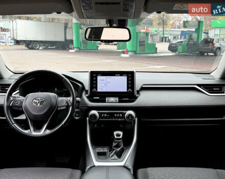 Чорний Тойота РАВ 4, об'ємом двигуна 1.99 л та пробігом 186 тис. км за 24500 $, фото 12 на Automoto.ua