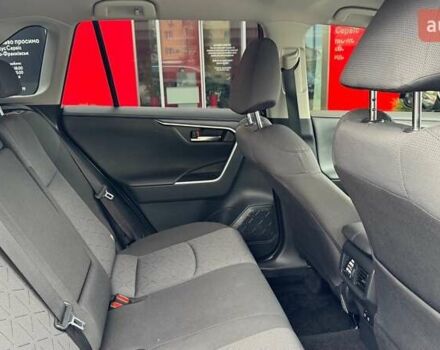 Черный Тойота РАВ 4, объемом двигателя 1.99 л и пробегом 35 тыс. км за 31000 $, фото 23 на Automoto.ua