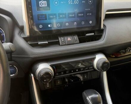 Тойота РАВ 4 2019 в Желтых Водах на Automoto.ua Черный Тойота РАВ 4, объемом двигателя 2.5 л и пробегом 43 тыс. км за 34000 $, фото 14 на Automoto.ua