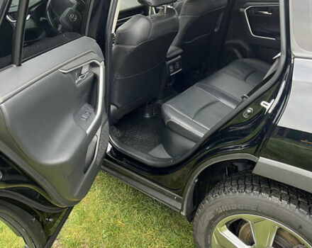 Чорний Тойота РАВ 4, об'ємом двигуна 2.49 л та пробігом 63 тис. км за 36000 $, фото 26 на Automoto.ua