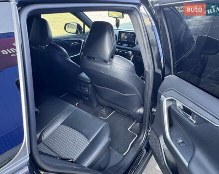 Чорний Тойота РАВ 4, об'ємом двигуна 2.49 л та пробігом 61 тис. км за 34500 $, фото 14 на Automoto.ua