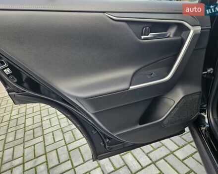 Чорний Тойота РАВ 4, об'ємом двигуна 2.5 л та пробігом 92 тис. км за 31890 $, фото 21 на Automoto.ua