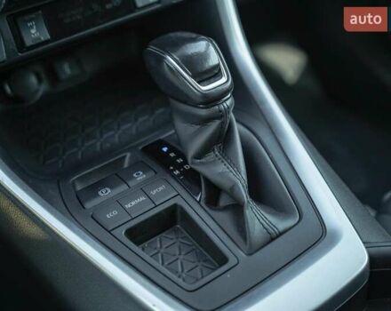 Черный Тойота РАВ 4, объемом двигателя 1.99 л и пробегом 52 тыс. км за 29900 $, фото 26 на Automoto.ua