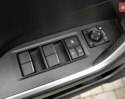 Черный Тойота РАВ 4, объемом двигателя 2.5 л и пробегом 156 тыс. км за 41950 $, фото 27 на Automoto.ua