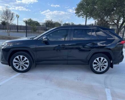 Чорний Тойота РАВ 4, об'ємом двигуна 2.5 л та пробігом 46 тис. км за 17600 $, фото 3 на Automoto.ua