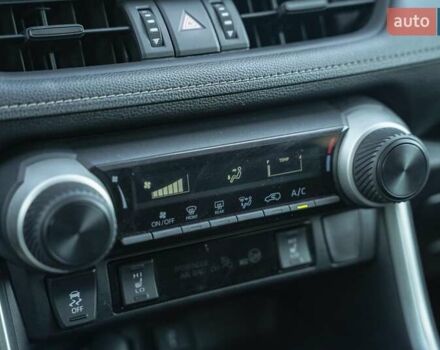 Черный Тойота РАВ 4, объемом двигателя 1.99 л и пробегом 52 тыс. км за 29900 $, фото 24 на Automoto.ua