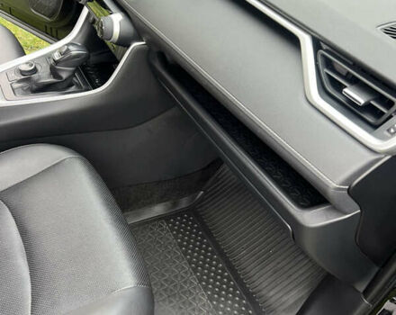 Чорний Тойота РАВ 4, об'ємом двигуна 2.49 л та пробігом 63 тис. км за 36000 $, фото 31 на Automoto.ua