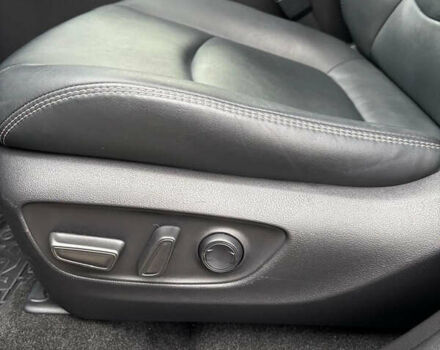 Чорний Тойота РАВ 4, об'ємом двигуна 1.99 л та пробігом 29 тис. км за 37400 $, фото 68 на Automoto.ua