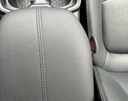 Чорний Тойота РАВ 4, об'ємом двигуна 1.99 л та пробігом 29 тис. км за 37400 $, фото 61 на Automoto.ua