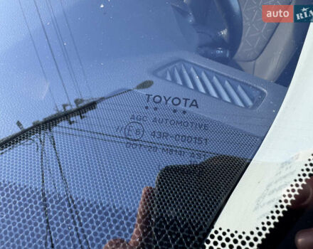 Тойота РАВ 4 2021 в Киеве на Automoto.ua Черный Тойота РАВ 4, объемом двигателя 2.5 л и пробегом 102 тыс. км за 32490 $, фото 11 на Automoto.ua