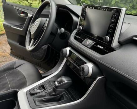 Черный Тойота РАВ 4, объемом двигателя 1.99 л и пробегом 18 тыс. км за 31000 $, фото 5 на Automoto.ua