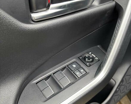 Чорний Тойота РАВ 4, об'ємом двигуна 1.99 л та пробігом 29 тис. км за 37400 $, фото 54 на Automoto.ua