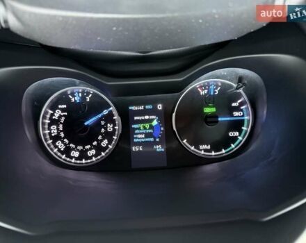 Черный Тойота РАВ 4, объемом двигателя 2.49 л и пробегом 32 тыс. км за 30900 $, фото 23 на Automoto.ua