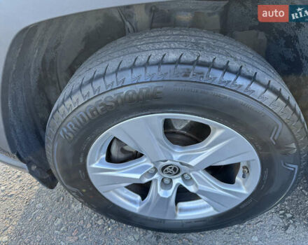 Тойота РАВ 4 2021 в Киеве на Automoto.ua Черный Тойота РАВ 4, объемом двигателя 2.5 л и пробегом 102 тыс. км за 32490 $, фото 13 на Automoto.ua