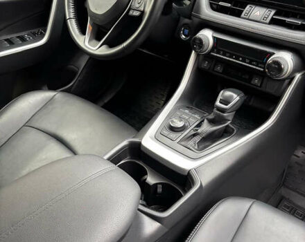 Чорний Тойота РАВ 4, об'ємом двигуна 1.99 л та пробігом 29 тис. км за 37400 $, фото 40 на Automoto.ua