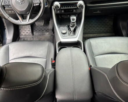 Чорний Тойота РАВ 4, об'ємом двигуна 1.99 л та пробігом 29 тис. км за 37400 $, фото 46 на Automoto.ua