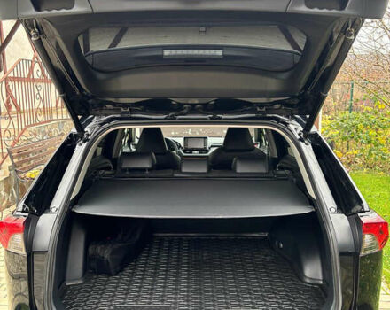 Чорний Тойота РАВ 4, об'ємом двигуна 1.99 л та пробігом 29 тис. км за 37400 $, фото 31 на Automoto.ua