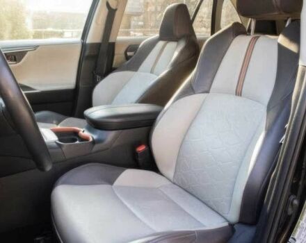 Чорний Тойота РАВ 4, об'ємом двигуна 2.5 л та пробігом 21 тис. км за 22400 $, фото 12 на Automoto.ua