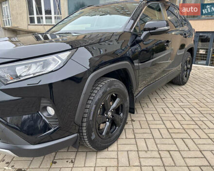 Чорний Тойота РАВ 4, об'ємом двигуна 1.99 л та пробігом 29 тис. км за 37400 $, фото 1 на Automoto.ua