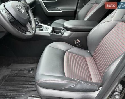 Черный Тойота РАВ 4, объемом двигателя 2.49 л и пробегом 29 тыс. км за 29900 $, фото 6 на Automoto.ua