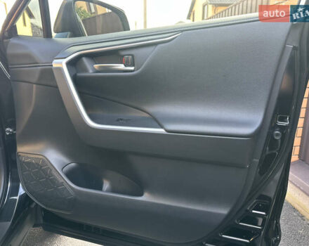 Черный Тойота РАВ 4, объемом двигателя 2.49 л и пробегом 67 тыс. км за 35950 $, фото 98 на Automoto.ua