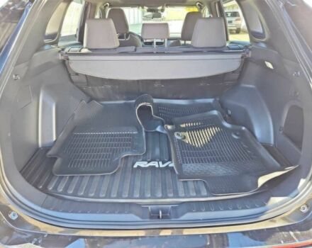 Черный Тойота РАВ 4, объемом двигателя 2.5 л и пробегом 15 тыс. км за 17000 $, фото 8 на Automoto.ua