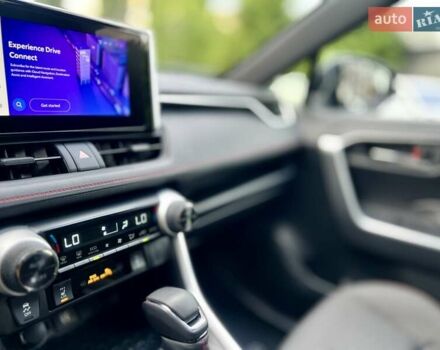 Черный Тойота РАВ 4, объемом двигателя 2.5 л и пробегом 2 тыс. км за 47500 $, фото 19 на Automoto.ua