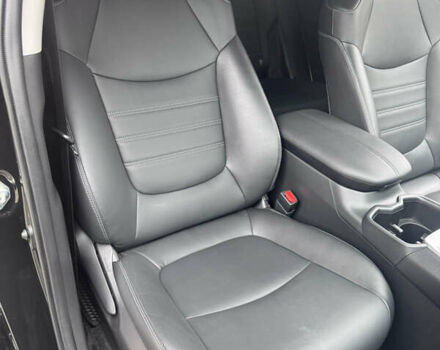 Чорний Тойота РАВ 4, об'ємом двигуна 2.49 л та пробігом 18 тис. км за 44000 $, фото 7 на Automoto.ua