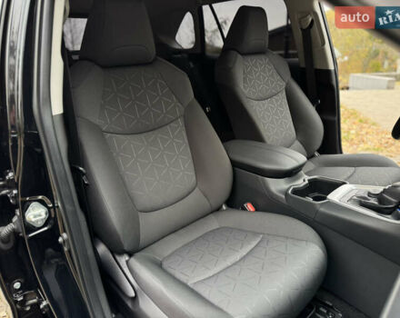 Черный Тойота РАВ 4, объемом двигателя 2.49 л и пробегом 30 тыс. км за 38200 $, фото 36 на Automoto.ua