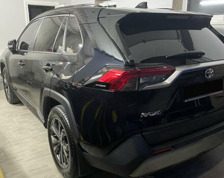 Чорний Тойота РАВ 4, об'ємом двигуна 1.99 л та пробігом 10 тис. км за 37000 $, фото 5 на Automoto.ua