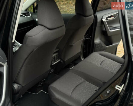 Черный Тойота РАВ 4, объемом двигателя 2.49 л и пробегом 30 тыс. км за 38200 $, фото 40 на Automoto.ua