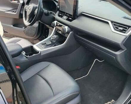 Черный Тойота РАВ 4, объемом двигателя 2.5 л и пробегом 10 тыс. км за 49500 $, фото 8 на Automoto.ua