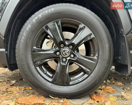 Черный Тойота РАВ 4, объемом двигателя 2.49 л и пробегом 30 тыс. км за 38200 $, фото 51 на Automoto.ua