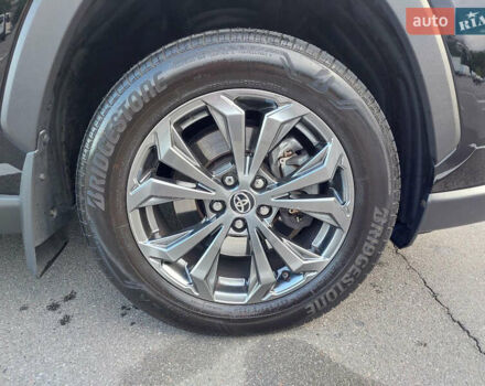 Черный Тойота РАВ 4, объемом двигателя 1.99 л и пробегом 47 тыс. км за 36900 $, фото 8 на Automoto.ua