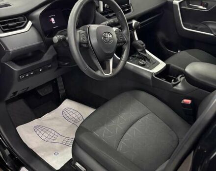 Черный Тойота РАВ 4, объемом двигателя 2.49 л и пробегом 60 тыс. км за 39700 $, фото 3 на Automoto.ua