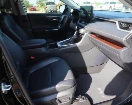 Чорний Тойота РАВ 4, об'ємом двигуна 2.5 л та пробігом 30 тис. км за 17000 $, фото 6 на Automoto.ua