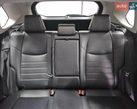 Чорний Тойота РАВ 4, об'ємом двигуна 2.49 л та пробігом 75 тис. км за 13500 $, фото 9 на Automoto.ua