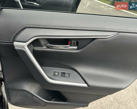 Черный Тойота РАВ 4, объемом двигателя 2.49 л и пробегом 20 тыс. км за 46750 $, фото 49 на Automoto.ua