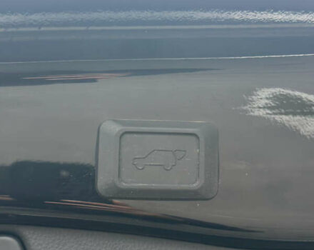 Черный Тойота РАВ 4, объемом двигателя 2.49 л и пробегом 20 тыс. км за 46750 $, фото 54 на Automoto.ua