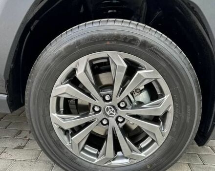 Чорний Тойота РАВ 4, об'ємом двигуна 2 л та пробігом 1 тис. км за 42281 $, фото 2 на Automoto.ua