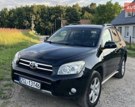 Чорний Тойота РАВ 4, об'ємом двигуна 2 л та пробігом 213 тис. км за 3000 $, фото 1 на Automoto.ua
