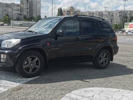 Тойота РАВ 4 2000 в Харькове на Automoto.ua Черный Тойота РАВ 4, объемом двигателя 2 л и пробегом 207 тыс. км за 7399 $, фото 1 на Automoto.ua