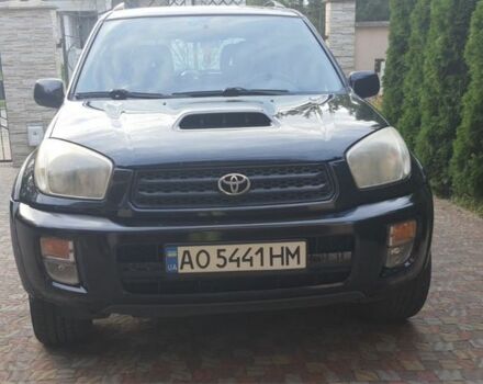 Чорний Тойота РАВ 4, об'ємом двигуна 2 л та пробігом 270 тис. км за 5800 $, фото 1 на Automoto.ua