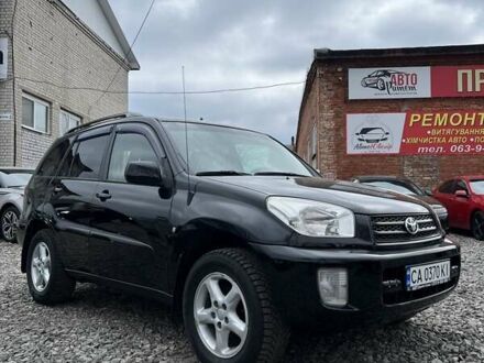 Тойота РАВ 4 2002 в Смеле на Automoto.ua Черный Тойота РАВ 4, объемом двигателя 2 л и пробегом 180 тыс. км за 6500 $, фото 1 на Automoto.ua