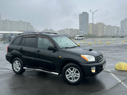 Тойота РАВ 4 2002 в Киеве на Automoto.ua Черный Тойота РАВ 4, объемом двигателя 2 л и пробегом 225 тыс. км за 5850 $, фото 1 на Automoto.ua