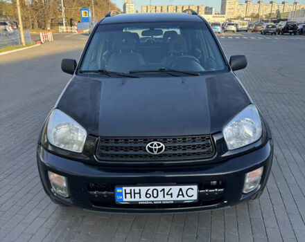 Черный Тойота РАВ 4, объемом двигателя 2 л и пробегом 479 тыс. км за 6000 $, фото 1 на Automoto.ua