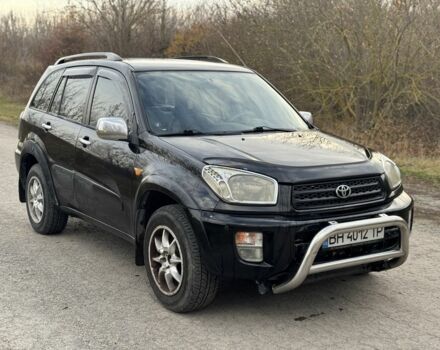 Черный Тойота РАВ 4, объемом двигателя 2 л и пробегом 235 тыс. км за 4500 $, фото 1 на Automoto.ua