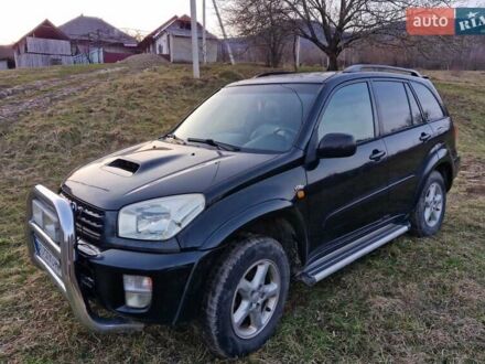 Тойота РАВ 4 2003 в Иршава на Automoto.ua Черный Тойота РАВ 4, объемом двигателя 2 л и пробегом 318 тыс. км за 7000 $, фото 1 на Automoto.ua