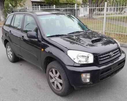Черный Тойота РАВ 4, объемом двигателя 2 л и пробегом 240 тыс. км за 3700 $, фото 1 на Automoto.ua